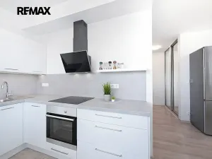 Prodej bytu 2+kk, Praha - Hlubočepy, Hugo Haase, 55 m2