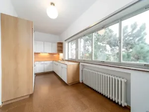 Pronájem bytu 2+1, Praha - Dejvice, Na Kodymce, 95 m2