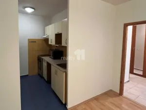 Pronájem bytu 2+kk, Praha - Žižkov, Roháčova, 44 m2