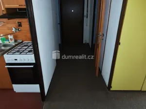 Pronájem bytu 2+1, Děčín - Děčín III-Staré Město, Kladenská, 58 m2