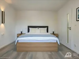 Prodej bytu 3+kk, Praha - Hlubočepy, Pod Žvahovem, 88 m2