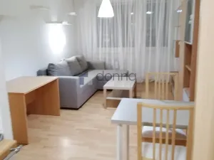 Pronájem bytu 2+kk, Praha, Bazovského, 45 m2