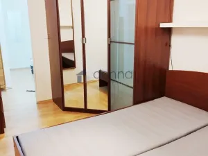 Pronájem bytu 2+kk, Praha, Bazovského, 45 m2