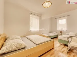 Prodej rodinného domu, Velichov, 300 m2