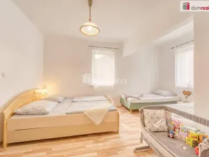 Prodej rodinného domu, Velichov, 300 m2