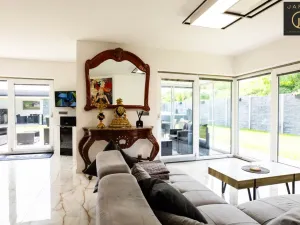 Prodej rodinného domu, Buštěhrad, Břízová, 275 m2