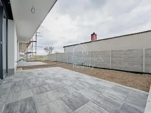 Prodej bytu 3+kk, Hradec Králové - Slatina, Pod Spáleníkem, 84 m2