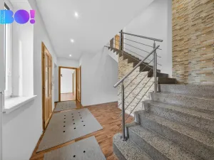 Prodej rodinného domu, Hrabyně, 270 m2