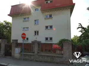 Prodej podílu pole, Praha - Dejvice, 81 m2