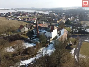 Prodej činžovního domu, Královice, 6674 m2