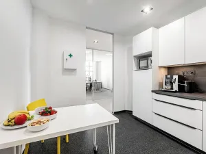 Pronájem obchodního prostoru, Praha - Holešovice, U Uranie, 500 m2