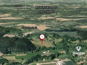 Prodej podílu pole, Rovensko pod Troskami, 7929 m2