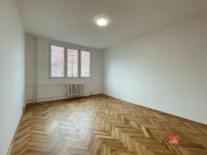 Pronájem bytu 2+1, Plzeň - Lobzy, Pod Vrchem, 61 m2