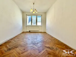 Prodej bytu 3+1, Louny, Štefánikova, 60 m2