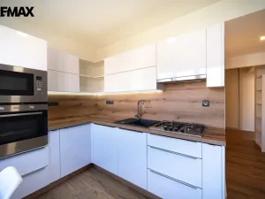 Pronájem bytu 2+1, Praha - Strašnice, Mrštíkova, 67 m2