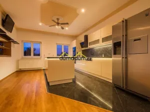 Prodej rodinného domu, Praha, Gallašova, 450 m2