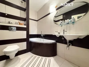 Prodej bytu 3+kk, České Budějovice, Suchovrbenské nám., 84 m2