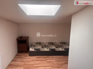 Pronájem bytu 1+kk, Praha - Běchovice, Podnikatelská, 14 m2