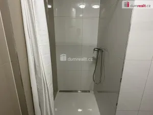 Pronájem atypického bytu, Praha - Běchovice, Podnikatelská, 14 m2