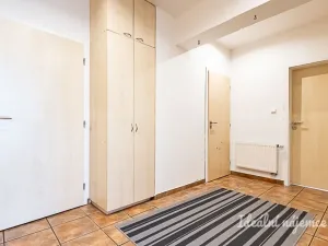 Pronájem bytu 3+1, Praha - Chodov, Volkovova, 75 m2