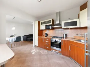 Prodej bytu 4+1, Práče, 87 m2