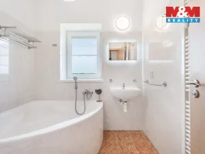 Pronájem bytu 2+kk, Liberec - Liberec VI-Rochlice, Nádvorní, 45 m2