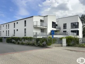 Prodej bytu 2+kk, Praha - Hrdlořezy, Mezilehlá, 65 m2