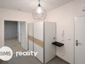 Pronájem bytu 1+kk, Brno - Židenice, Bělohorská, 40 m2
