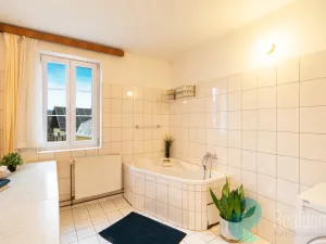 Prodej rodinného domu, Český Krumlov, Hřbitovní, 270 m2