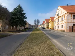 Prodej vícegeneračního domu, Chotiněves, 495 m2