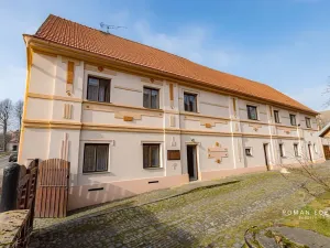 Prodej vícegeneračního domu, Chotiněves, 495 m2