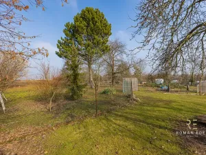 Prodej vícegeneračního domu, Chotiněves, 495 m2