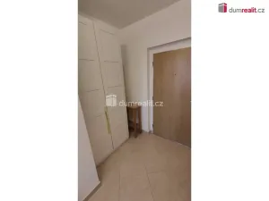 Pronájem bytu 1+kk, Praha - Horní Měcholupy, Hornoměcholupská, 37 m2