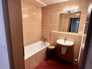 Pronájem bytu 1+kk, Praha - Modřany, Vorařská, 41 m2