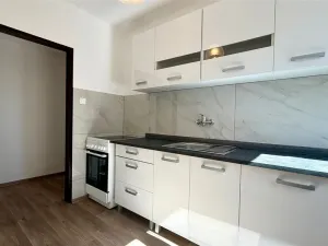 Pronájem bytu 3+1, Cheb, Palackého, 57 m2