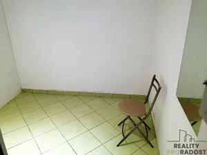 Pronájem komerční nemovitosti, Slaný, Kynského, 30 m2