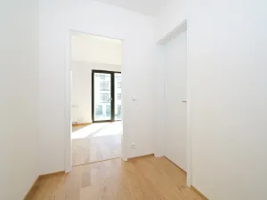Pronájem bytu 1+kk, Praha - Střížkov, Střížkovská, 37 m2