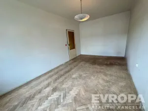 Prodej bytu 3+1, Plzeň - Východní Předměstí, Klášterní, 69 m2