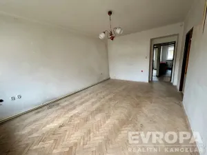 Prodej bytu 3+1, Plzeň - Východní Předměstí, Klášterní, 69 m2