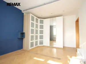 Pronájem bytu 2+1, Praha - Malešice, Troilova, 53 m2