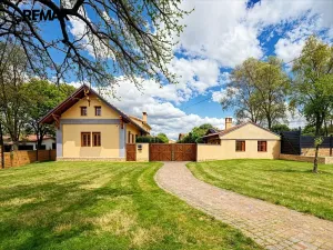 Prodej rodinného domu, Čistá, 245 m2