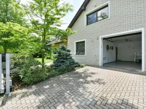 Pronájem vily, Průhonice, Jetelová, 370 m2