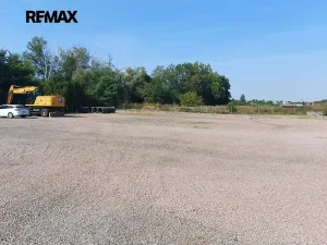 Prodej komerční nemovitosti, Církvice, 6984 m2