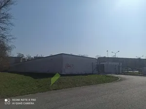 Pronájem garáže, Milovice, Slepá, 21 m2