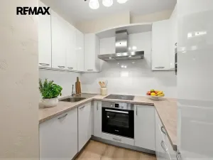 Prodej bytu 2+kk, Praha - Hlubočepy, Devonská, 64 m2