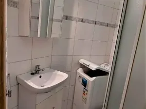 Pronájem bytu 2+kk, Praha - Modřany, Pertoldova, 47 m2