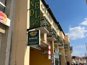 Prodej komerční nemovitosti, Třebíč, Karlovo nám., 5000 m2