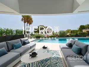 Prodej rodinného domu, Moraira, Španělsko, 350 m2