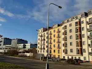 Pronájem bytu 2+kk, Praha - Břevnov, Na Petynce, 62 m2