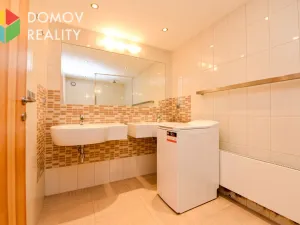 Pronájem bytu 2+kk, Králův Dvůr, Obchodní, 42 m2